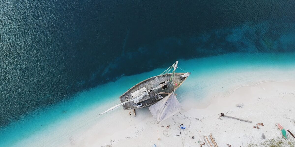 Trawler vs Sailboat vs Catamaran: Choosing Your Cruising Platform