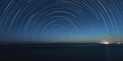 Night sky navigation over ocean