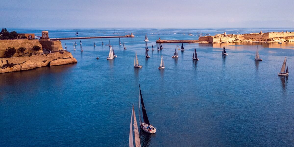 Boat Driving: Navigation Guide